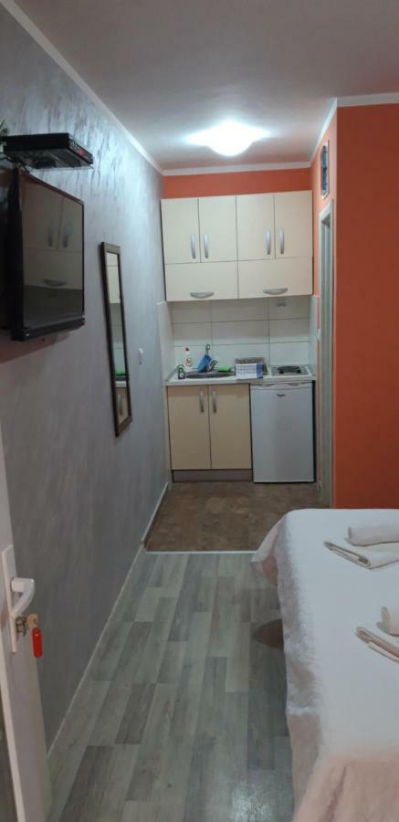 Guest house Radovic 2 Budva